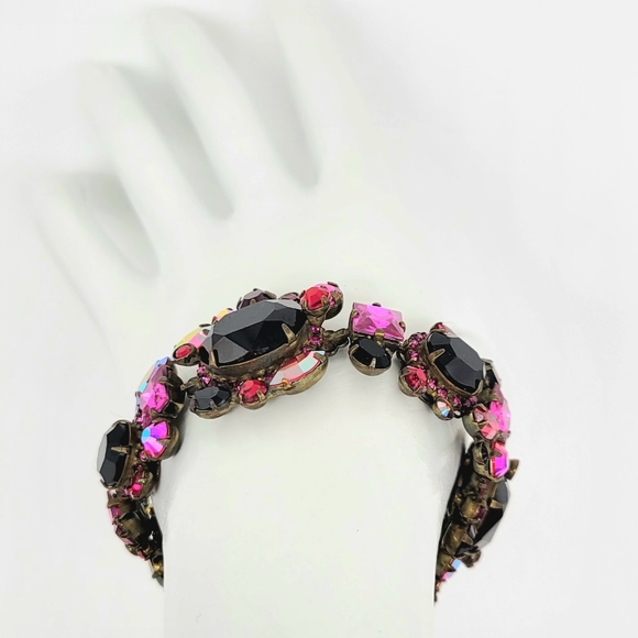 Sorrelli Garnet + Red Aurora Borealis Swarovski Crystal Statement Bracelet - Picture 9 of 12